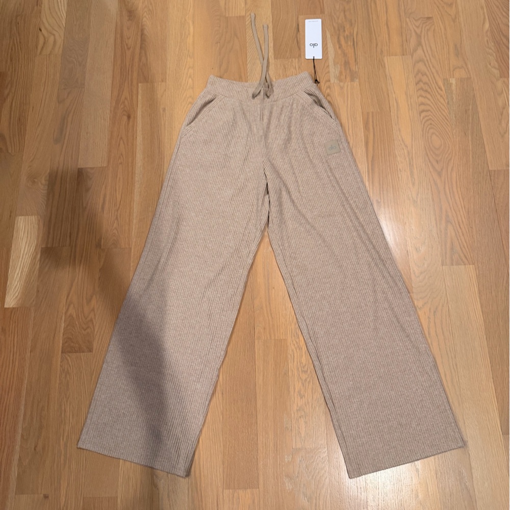 Waffle knit wide leg ALO pants